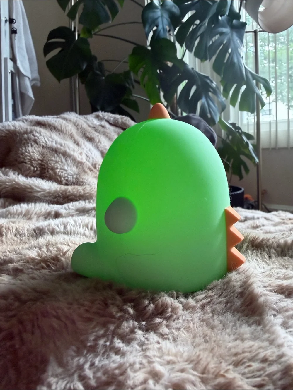 Kawaii Green Little Monster Night Light Noodoll Silicone